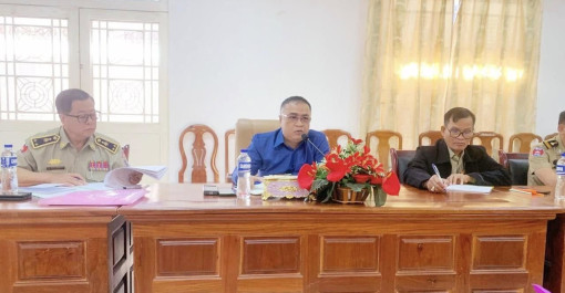 ឯកឧត្ដម ផុន លីវិរៈ ដឹកនាំក្រុមការងារចុះស្រាវជ្រាវលើសំបុត្រអត្រានុកូលដ្ឋាន នៅសាលាខណ្ឌច្បារអំពៅ រាជធានីភ្នំពេញ